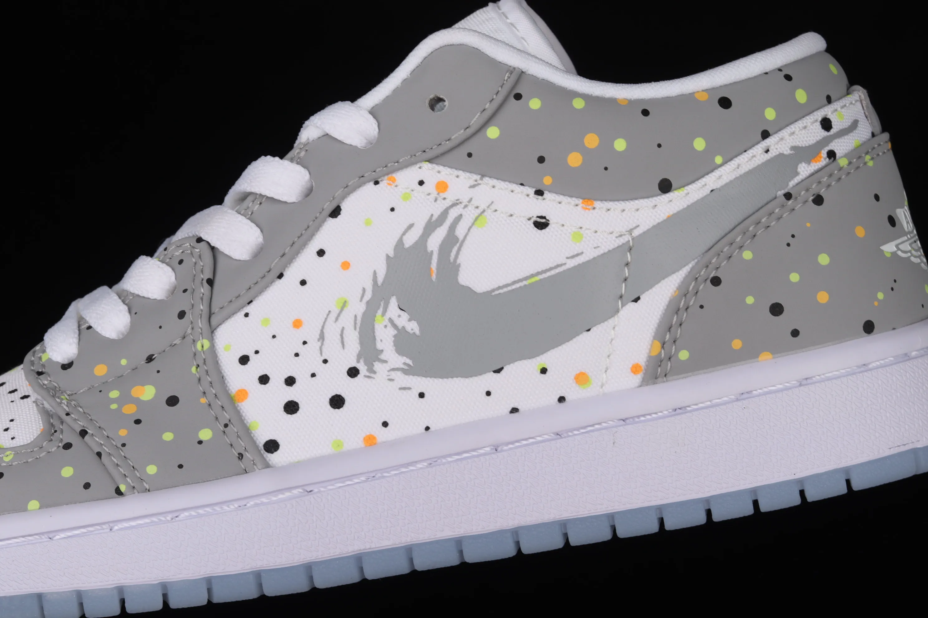 All categories Air Jordan Jordan series basketball shoes Air Jordan 1 Low Air Jordan 1 Low AJ1 Joe 1 inkjet white gray low-top cultural basketball shoes DC0774-001
